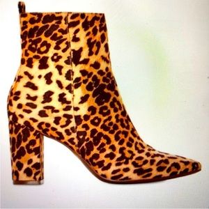 Just Fab women’s Ankle Boots Size11.